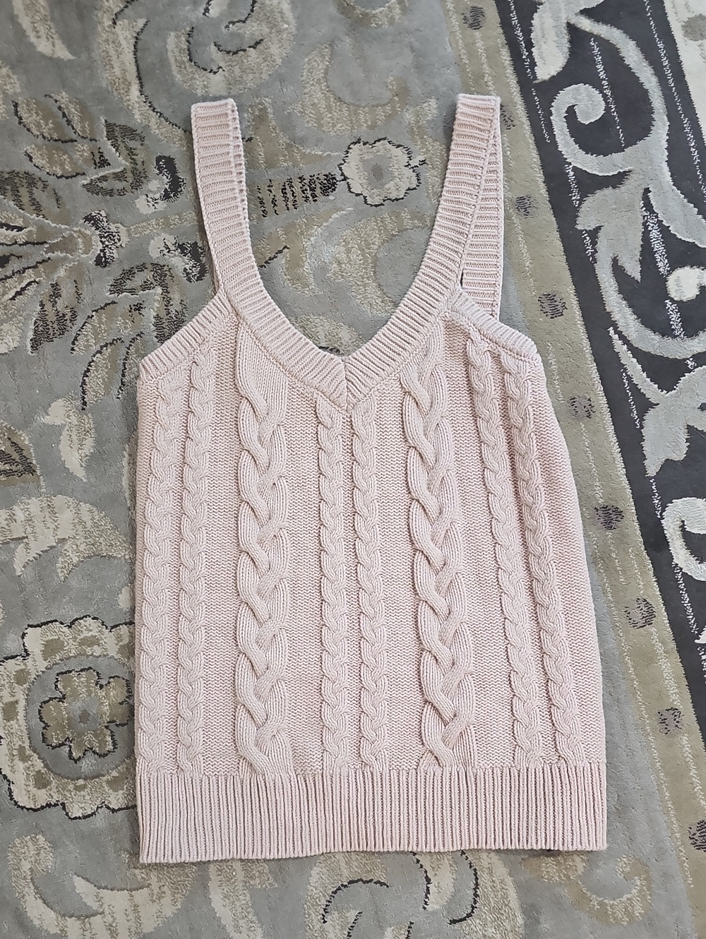 Women's Cable Knit Tank Sweater - Tan Pink